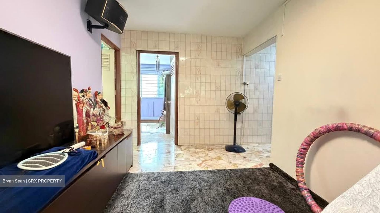 Blk 204 Jurong East Street 21 (Jurong East), HDB 4 Rooms #573189871